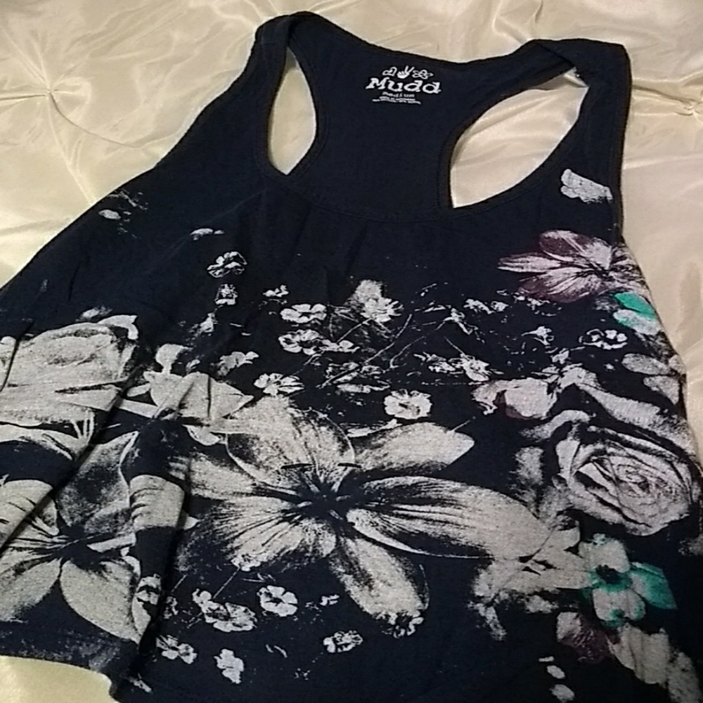 Mudd Assymetrical Tank